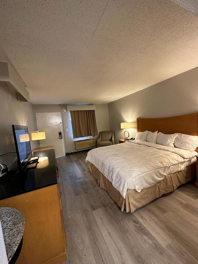 Lanett Inn エクステリア 写真
