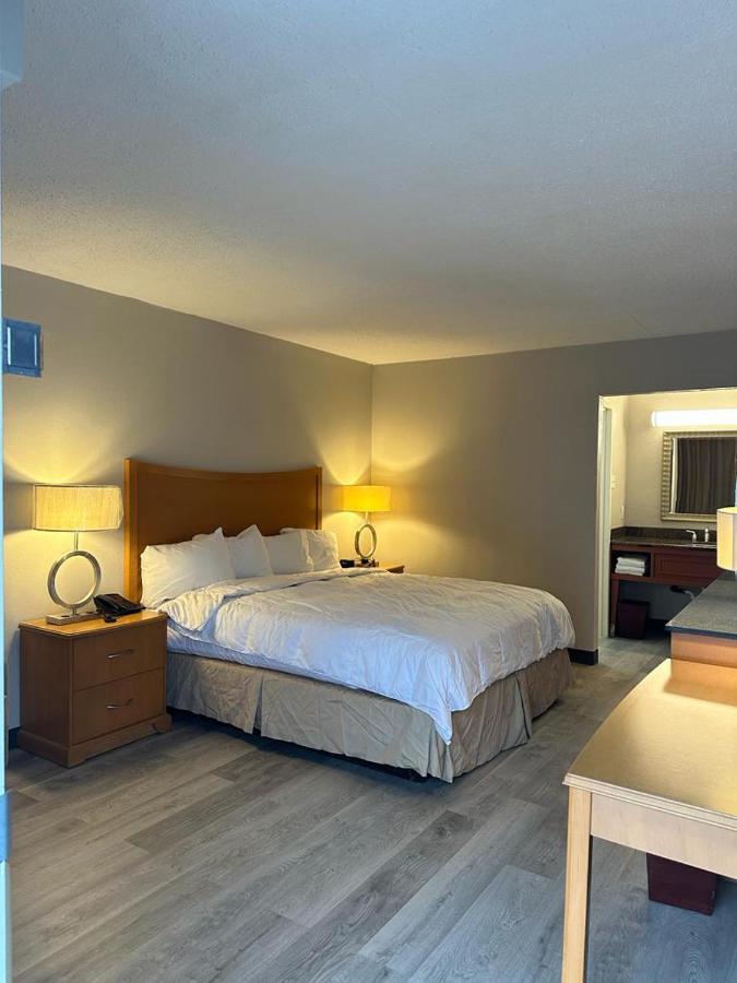 Lanett Inn エクステリア 写真